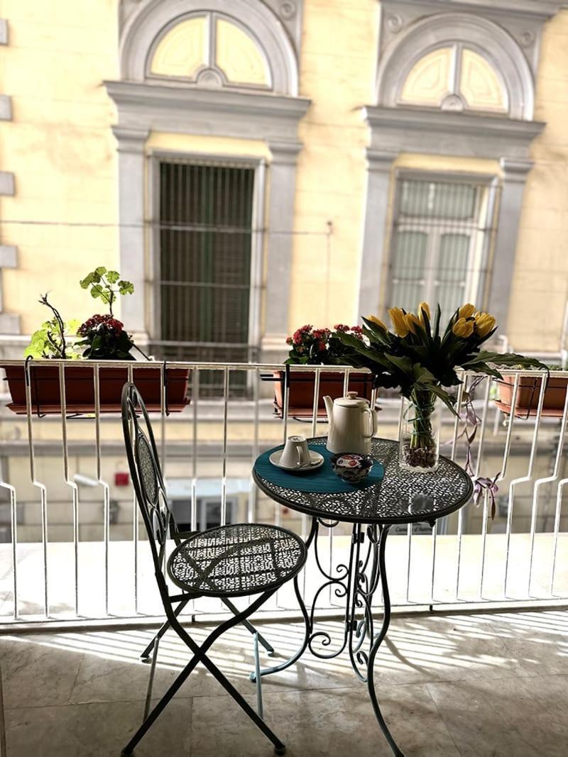 B&B Cappella Vecchia 11 Neapel Exteriör bild